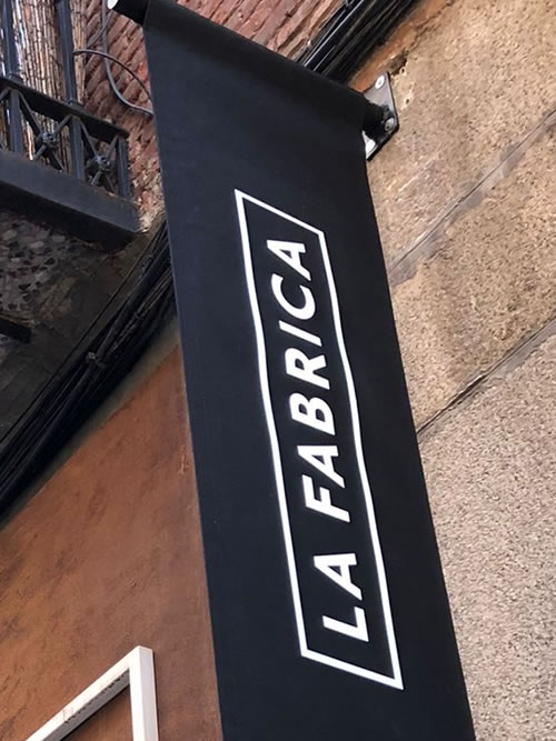 En nuestra empresa Toldos Luminosos somos expertos en restaurantes